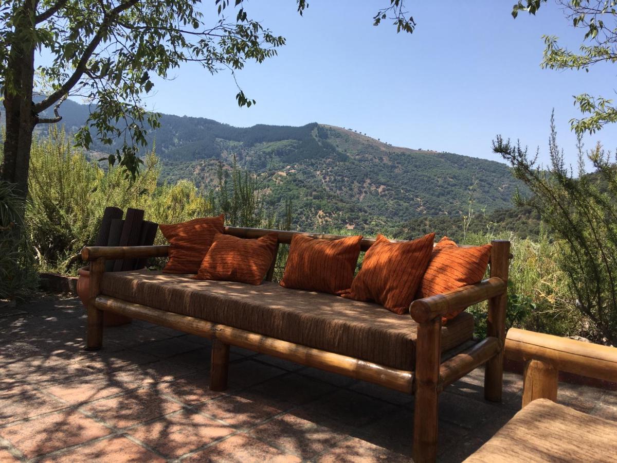 Secret Garden Retreats Ξενοδοχείο Júzcar Εξωτερικό φωτογραφία